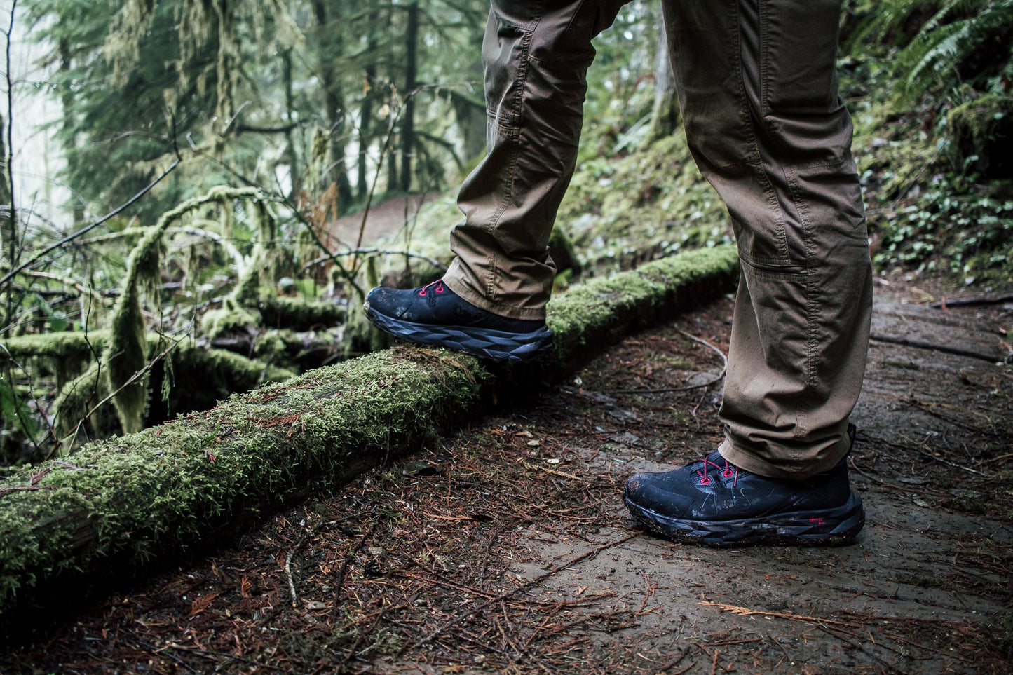 Farmington Black 6 Inch Waterproof Hiking Boots with VIBRAM® Outsole OC21034
